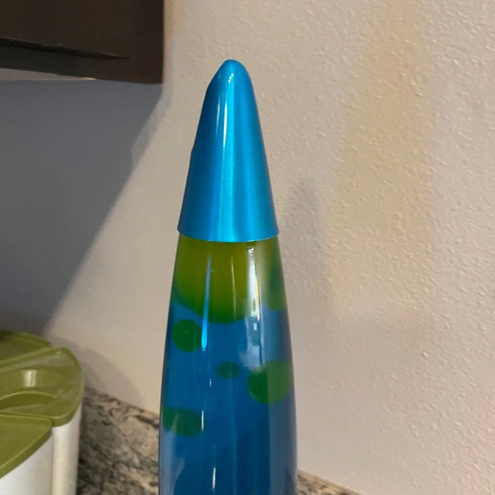 Retro Y2k 17 Inch Lava Lamp Blue Liquid Yellow Wax Chrome Blue Base Rocket‎